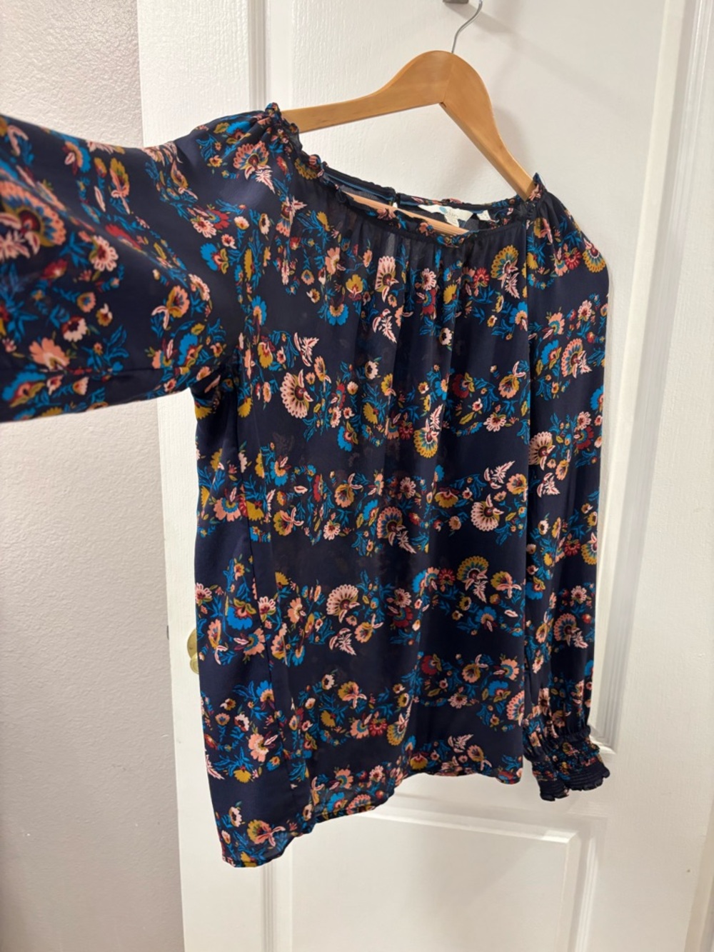 Boden Navy Floral Silk Blouse with Pink and Blue Flowers Blooms size 8 - Picture 6 of 11